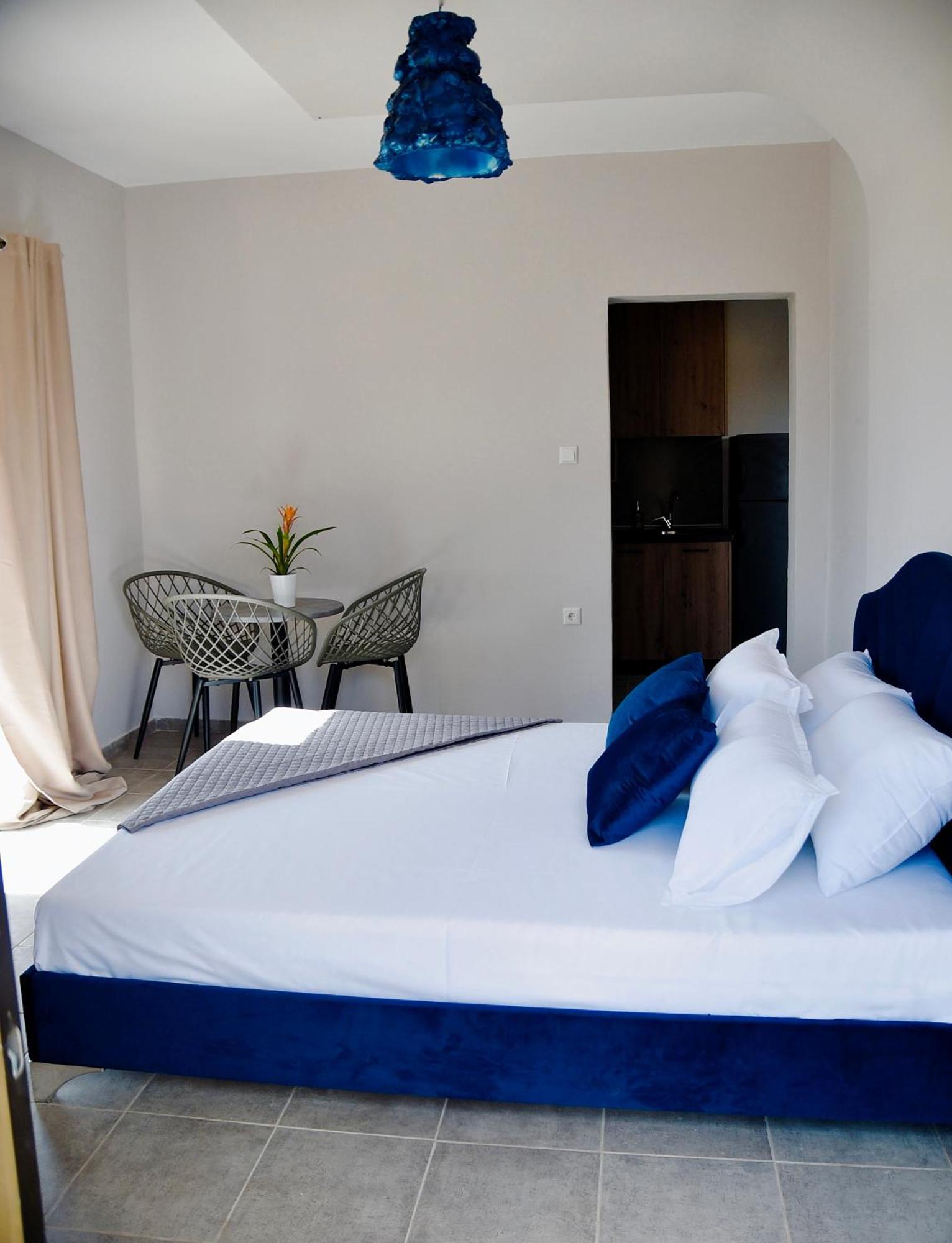 Room Nine 9 Beachfront Apartments Nea Kallikrateia 외부 사진