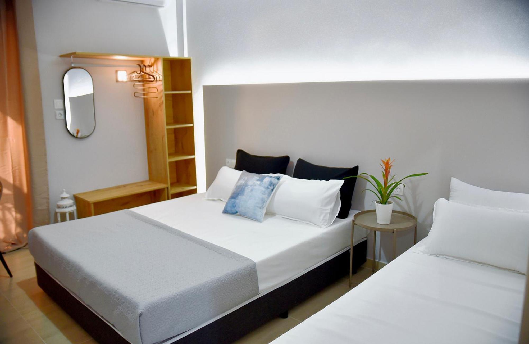 Room Nine 9 Beachfront Apartments Nea Kallikrateia 외부 사진