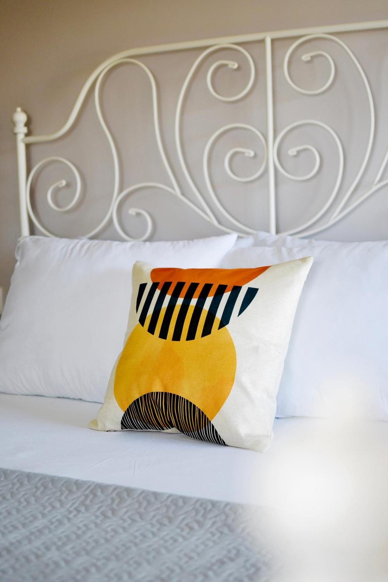 Room Nine 9 Beachfront Apartments Nea Kallikrateia 외부 사진