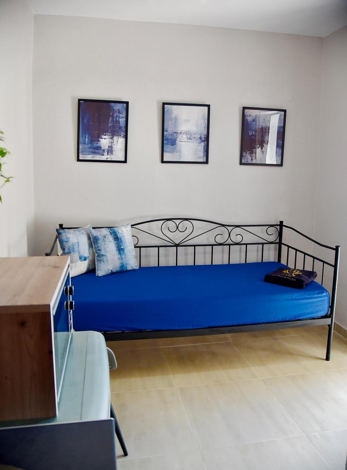 Room Nine 9 Beachfront Apartments Nea Kallikrateia 외부 사진