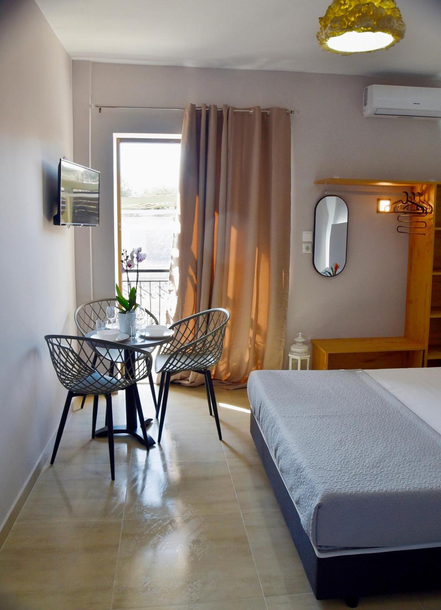 Room Nine 9 Beachfront Apartments Nea Kallikrateia 외부 사진