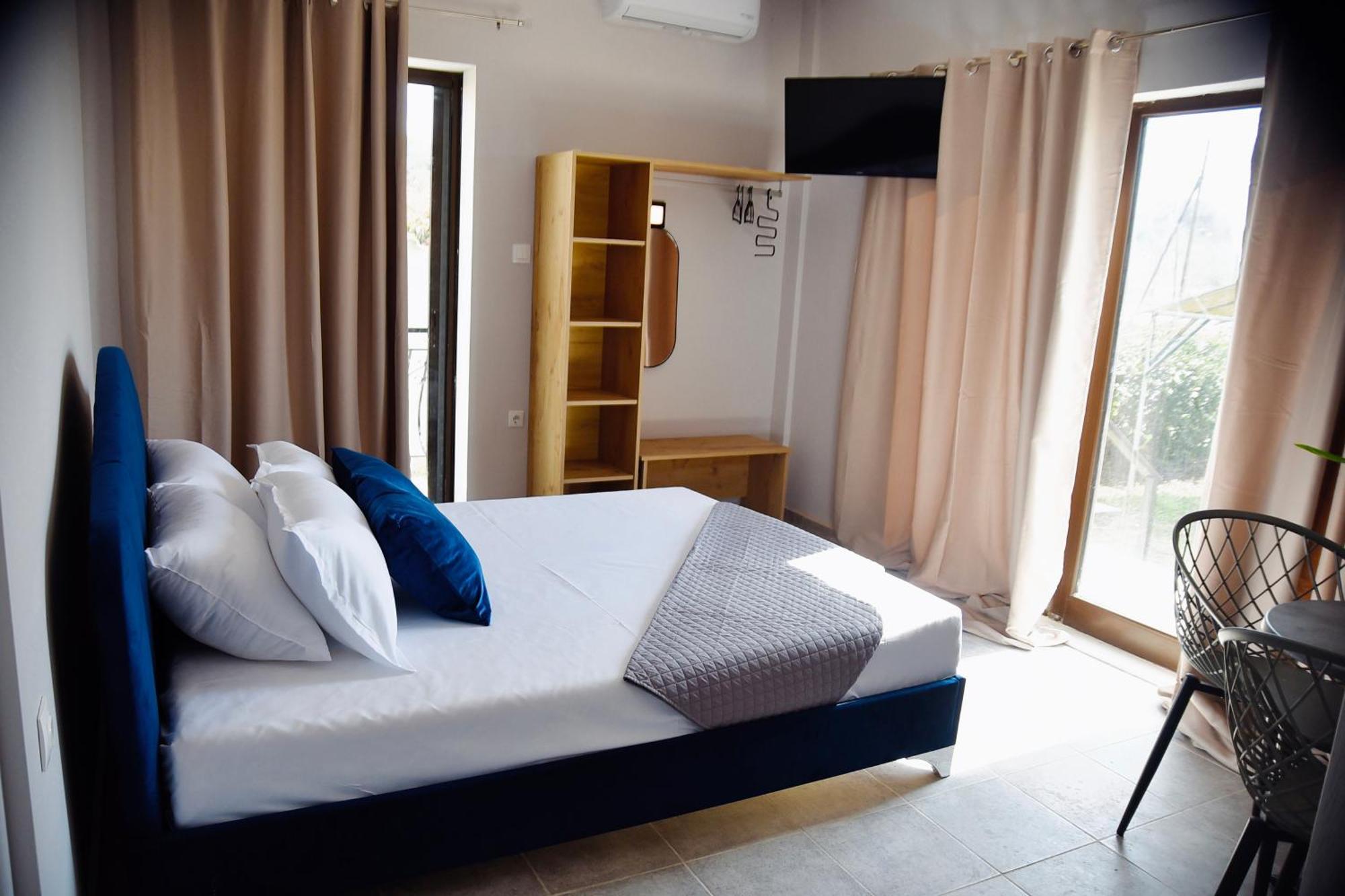 Room Nine 9 Beachfront Apartments Nea Kallikrateia 외부 사진