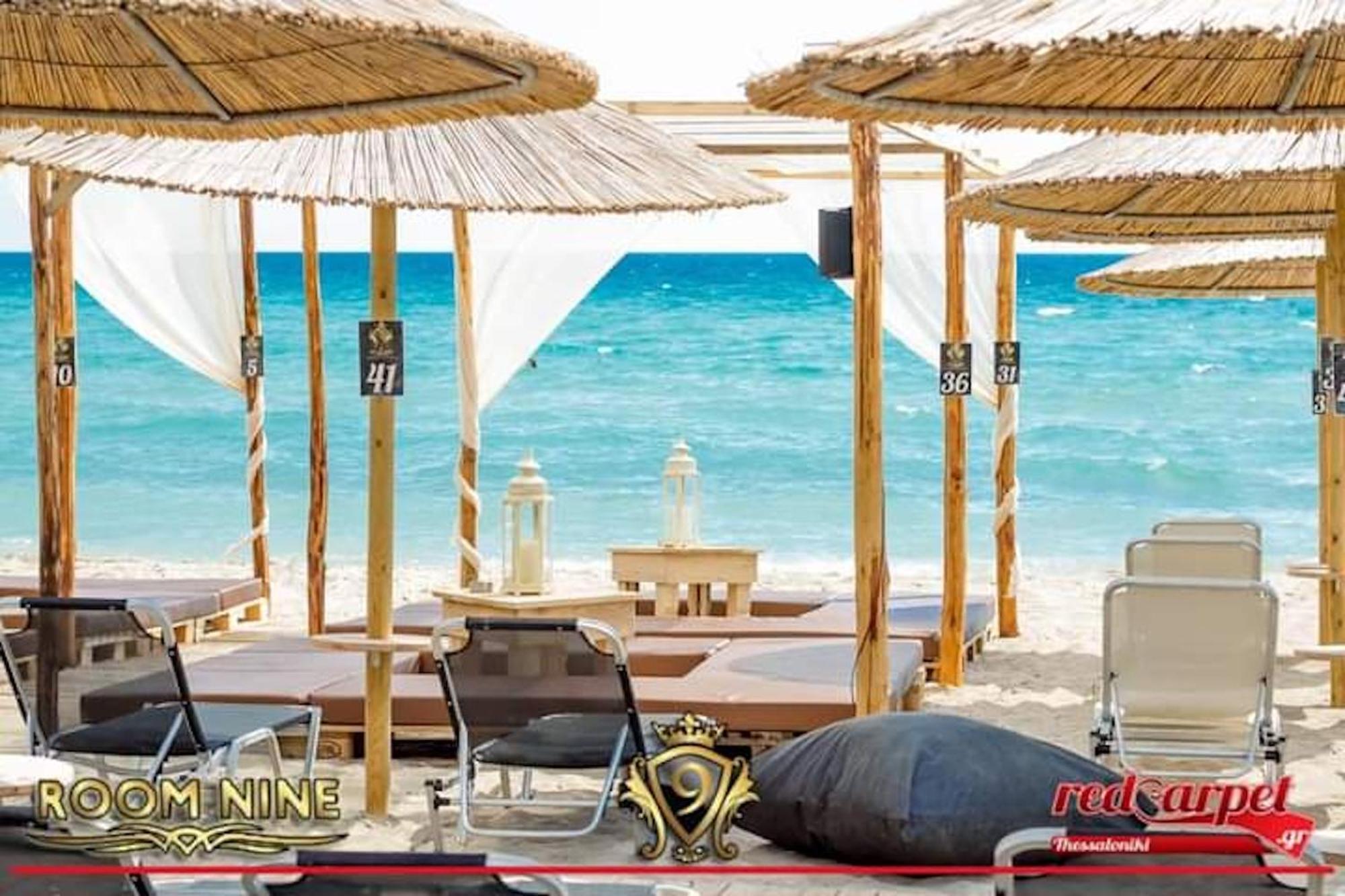 Room Nine 9 Beachfront Apartments Nea Kallikrateia 외부 사진